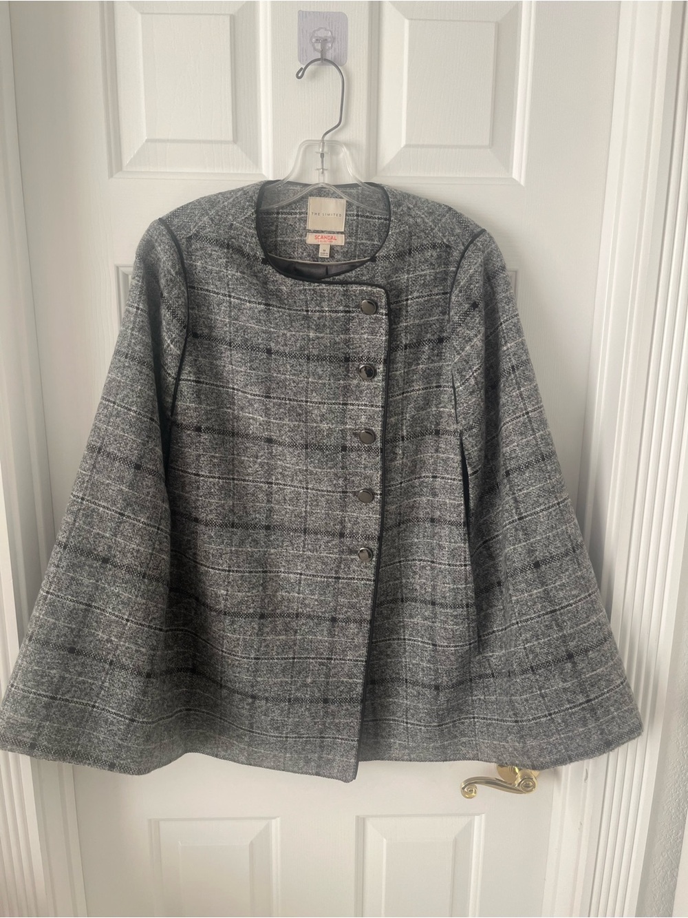 The Limited by Cynthia Rowley Gray Plaid Wool-Blend Cape